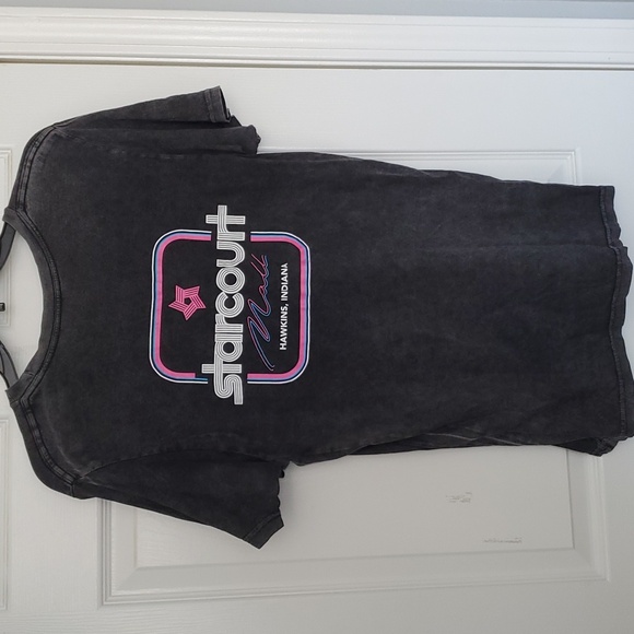 Stranger Things Starcourt Mall Shirt - Picture 2 of 5